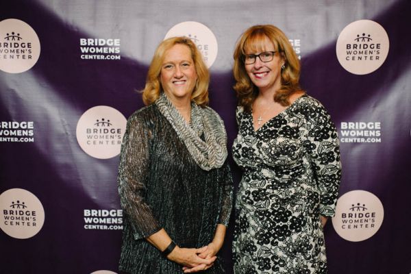 2019-bridge-womens-center-winter-gala-045B7F033A7-7987-B4D8-BB07-DFF127CD4D01.jpg
